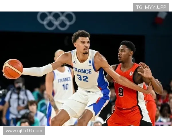 文班亚马首节表现不佳4次失误被断球反击仅得7分4篮板2助攻