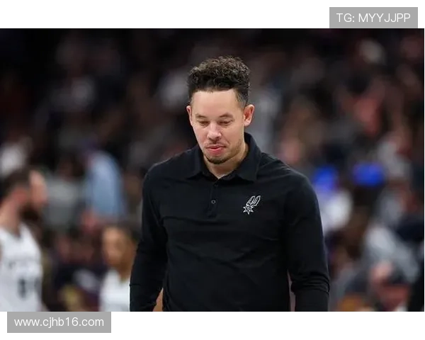 米奇约翰逊赞文班身体健康重返球场令人振奋